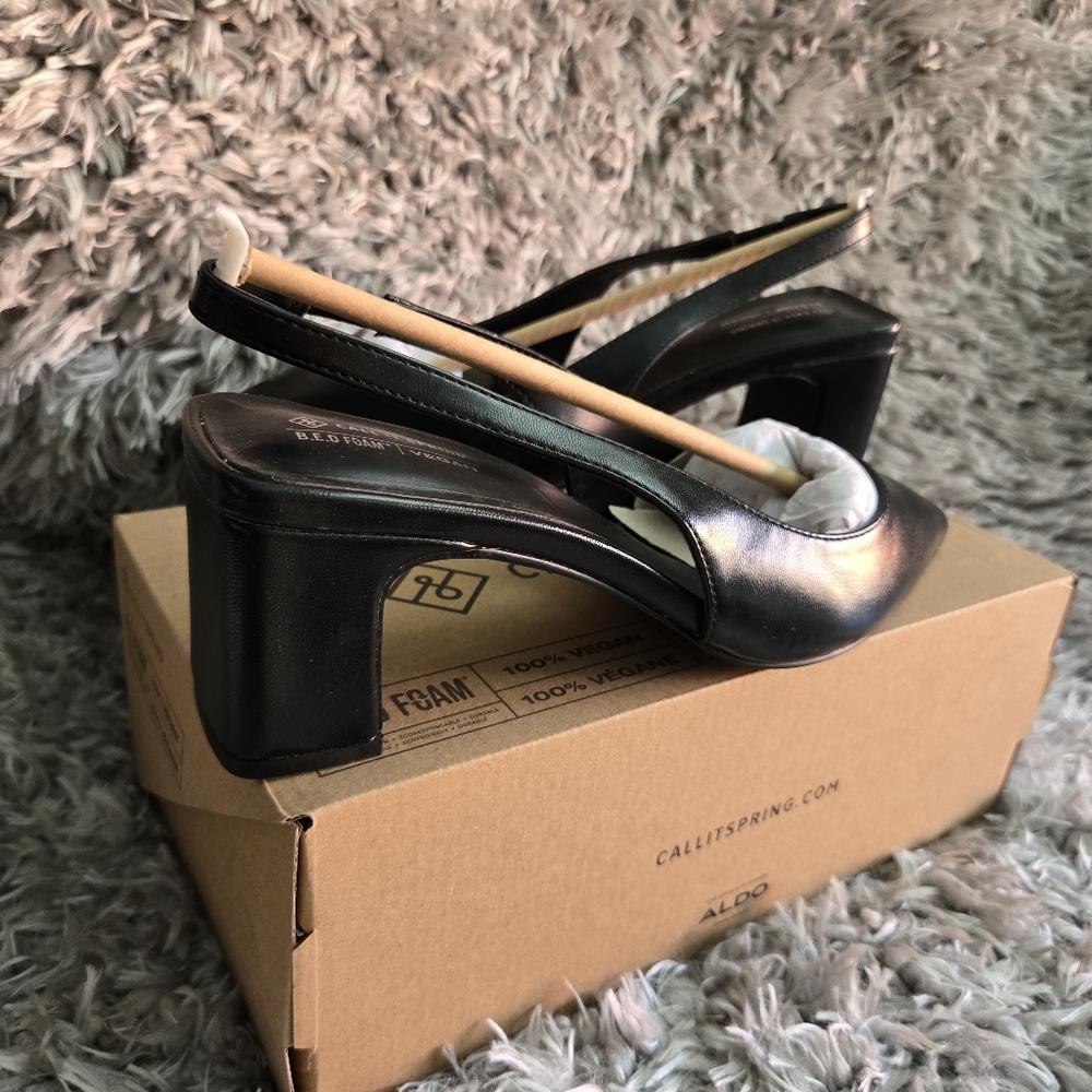 Call It Spring Women's Rozalia Pump - Picture 2 of 11